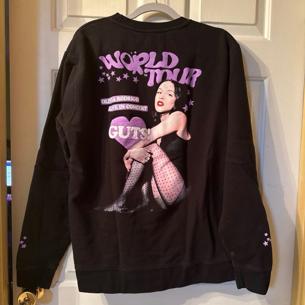 Olivia Rodrigo GUTS Tour Sweatshirt (Size Large)